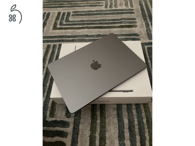 MacBook AIR 13,6” M3 Chip, 256GB Akku 100%! Apple garancia! Magyar!