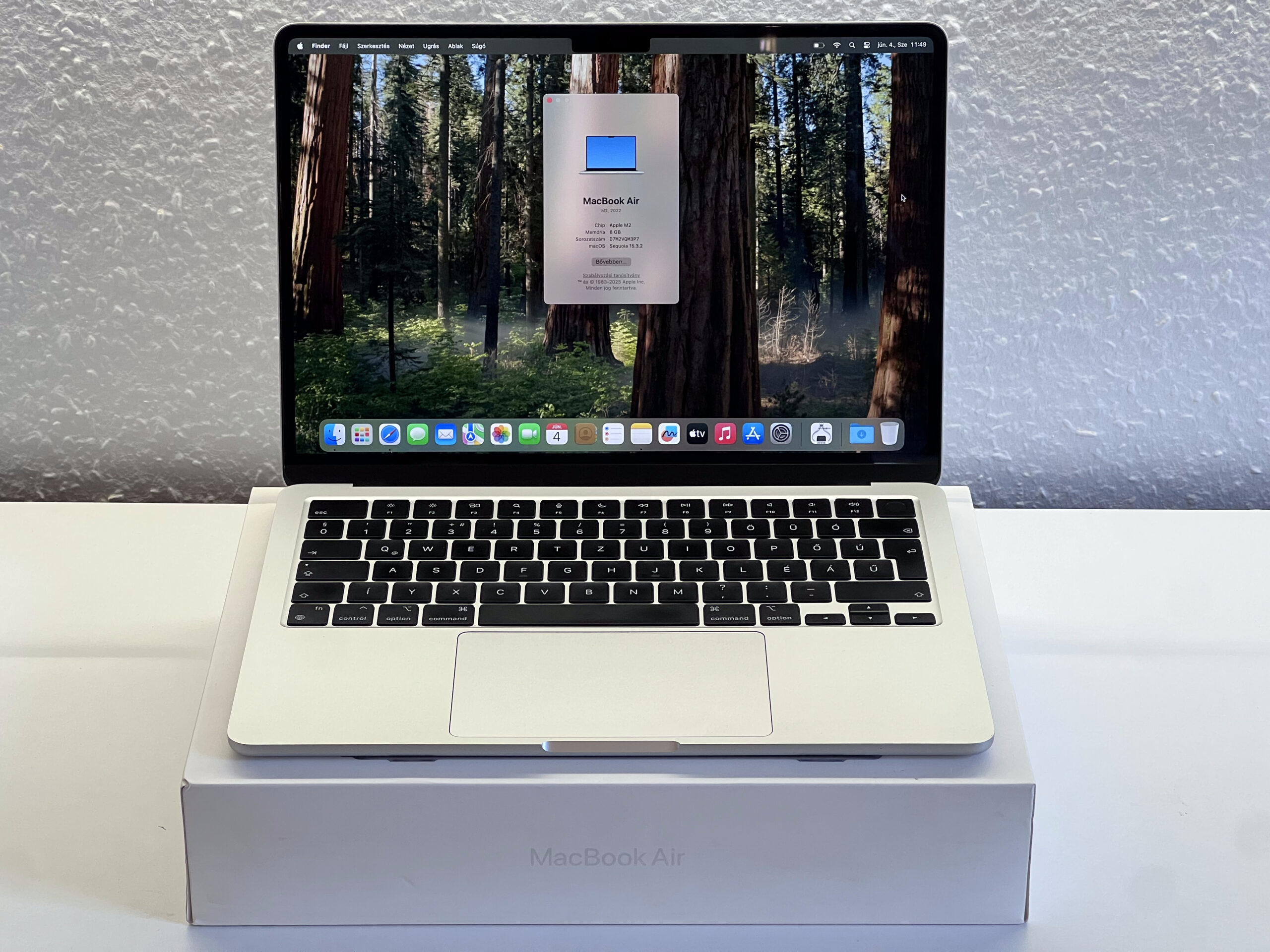 Hibátlan MacBook Air 2022 13 M2 256GB 2 ÉV Garanciával Számlával