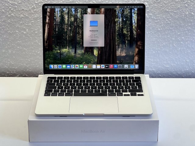 Hibátlan MacBook Air 2022 13 M2 256GB 2 ÉV Garanciával Számlával