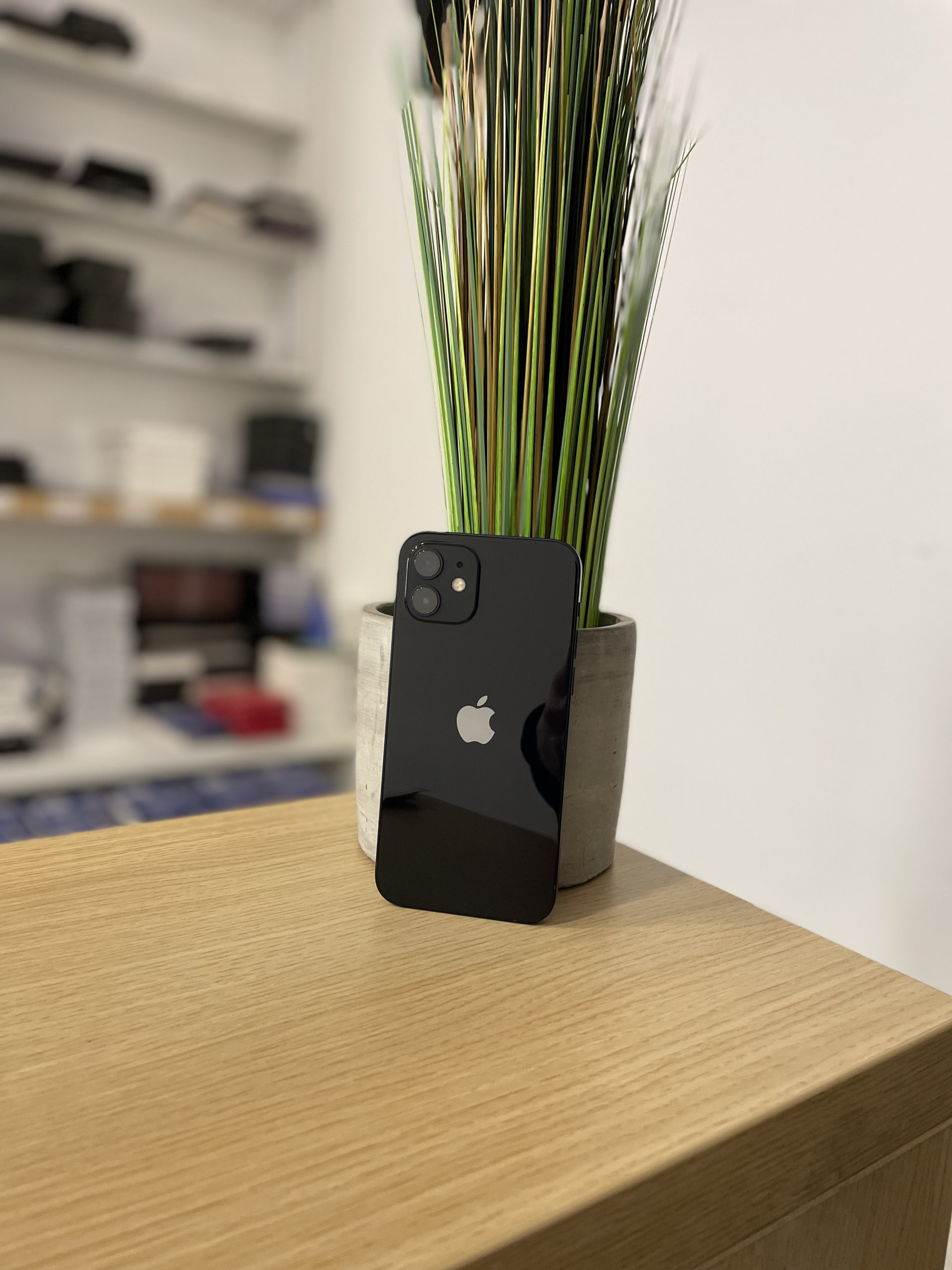Apple iPhone 12 128GB Fekete Használt Kártyafüggetlen