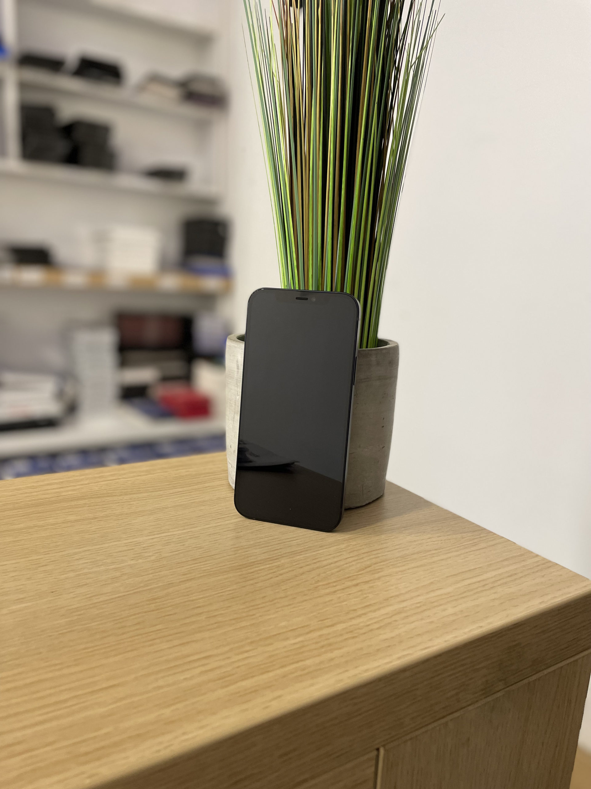 Apple iPhone 12 128GB Fekete Használt Kártyafüggetlen