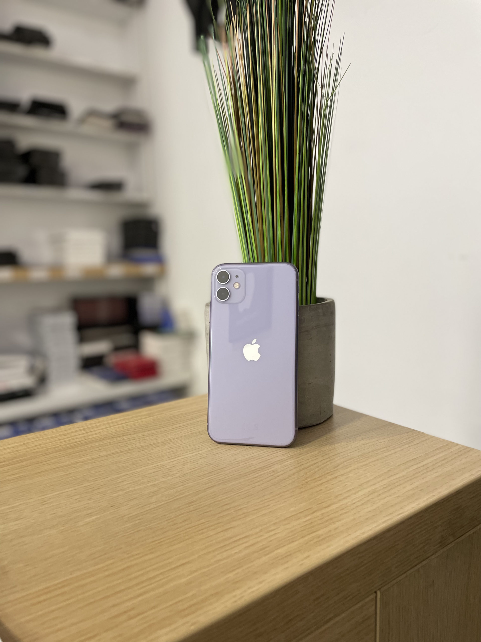 Apple iPhone 11 64GB Lila Használt Kártyafüggetlen