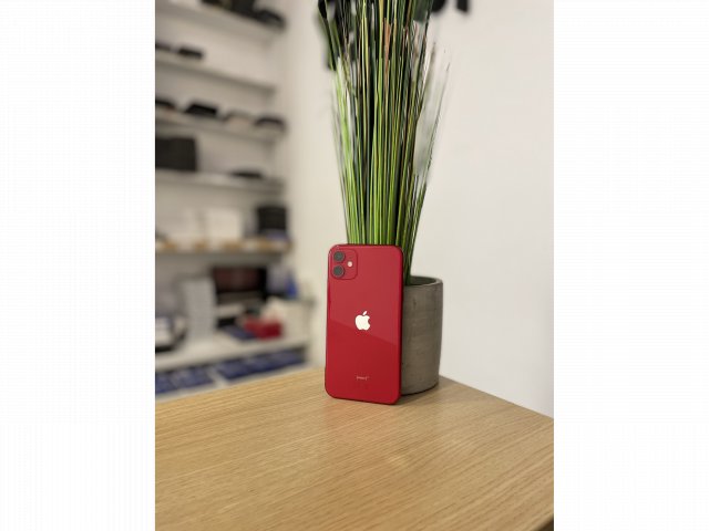 Apple iPhone 11 64GB Piros Használt Kártyafüggetlen