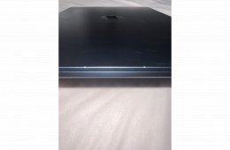 2023 M2 Éjkék macbook 15