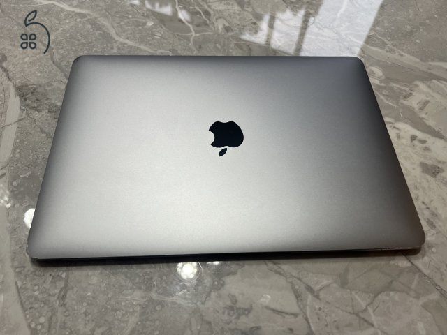 2020 MacBook Air 13