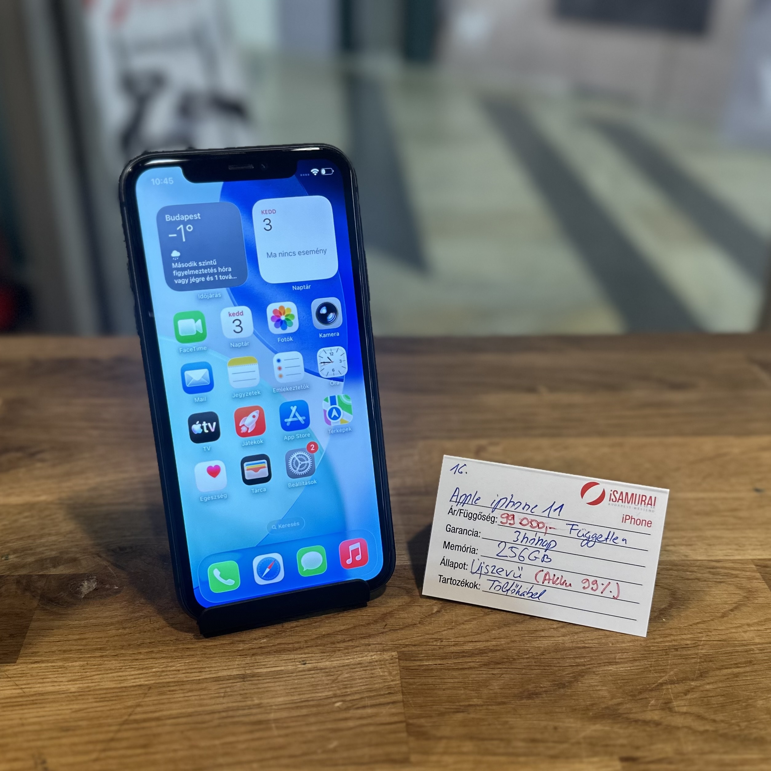 16. Apple iPhone 11 - 256 GB - Fekete - Független - 99%AKKU