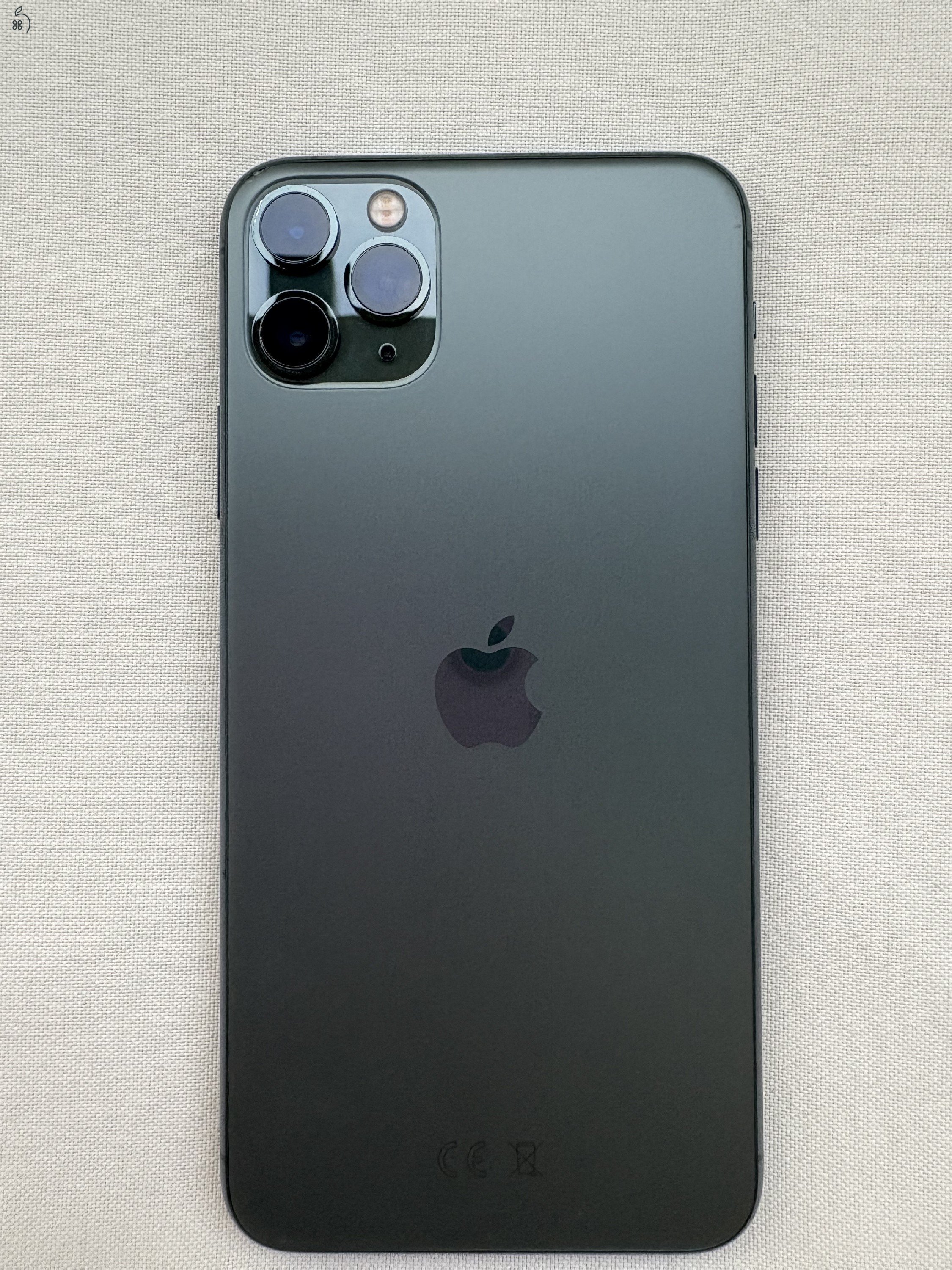 iPhone 11 Pro Max 64 GB éjzöld