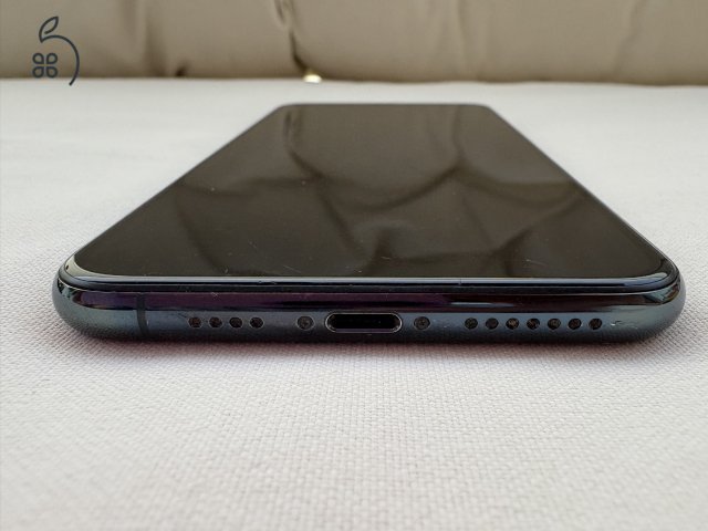 iPhone 11 Pro Max 64 GB éjzöld