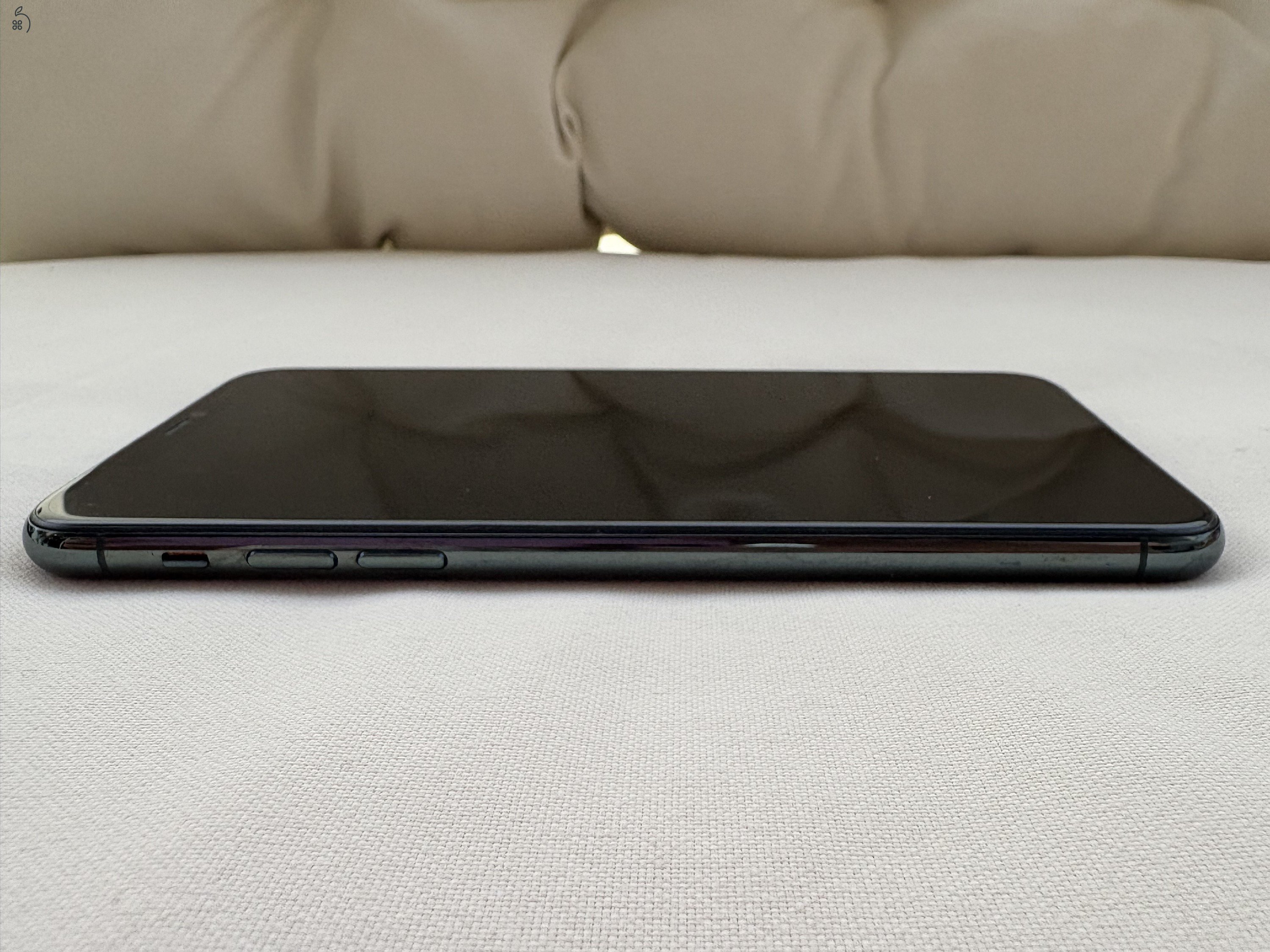 iPhone 11 Pro Max 64 GB éjzöld
