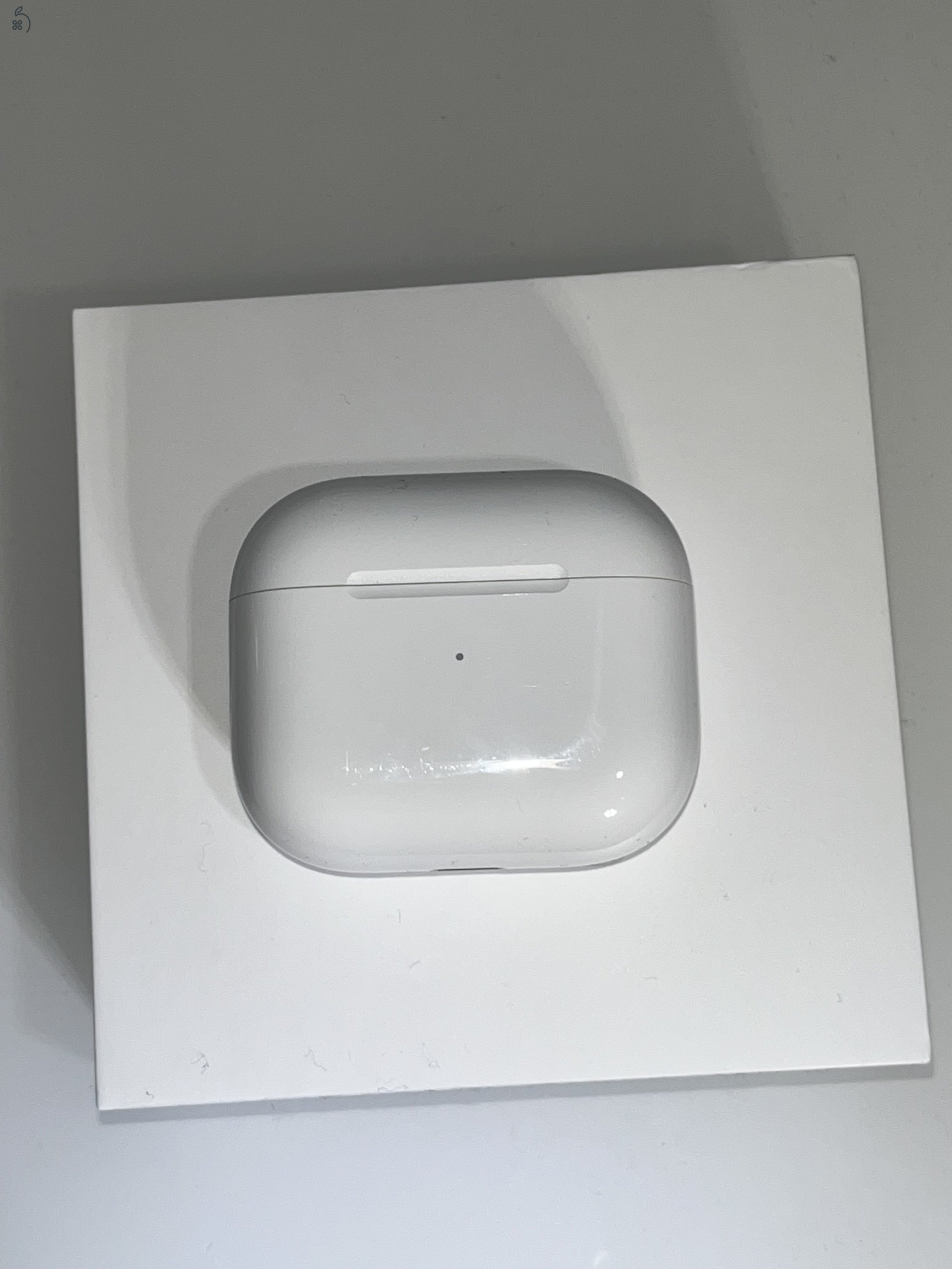 Apple AirPods 3 Magsafe Case