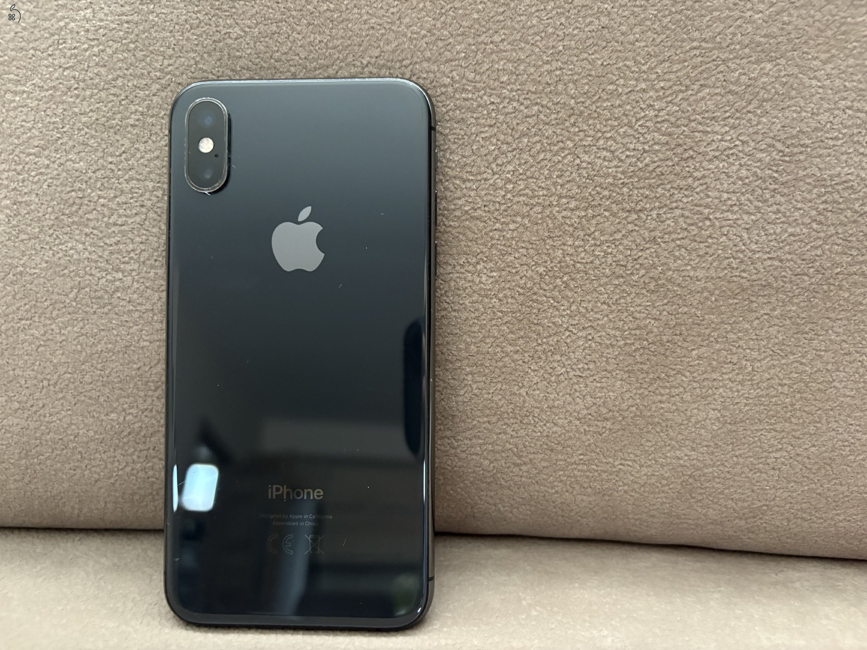 iPhone XS 64 GB