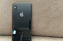 iPhone XS 64 GB