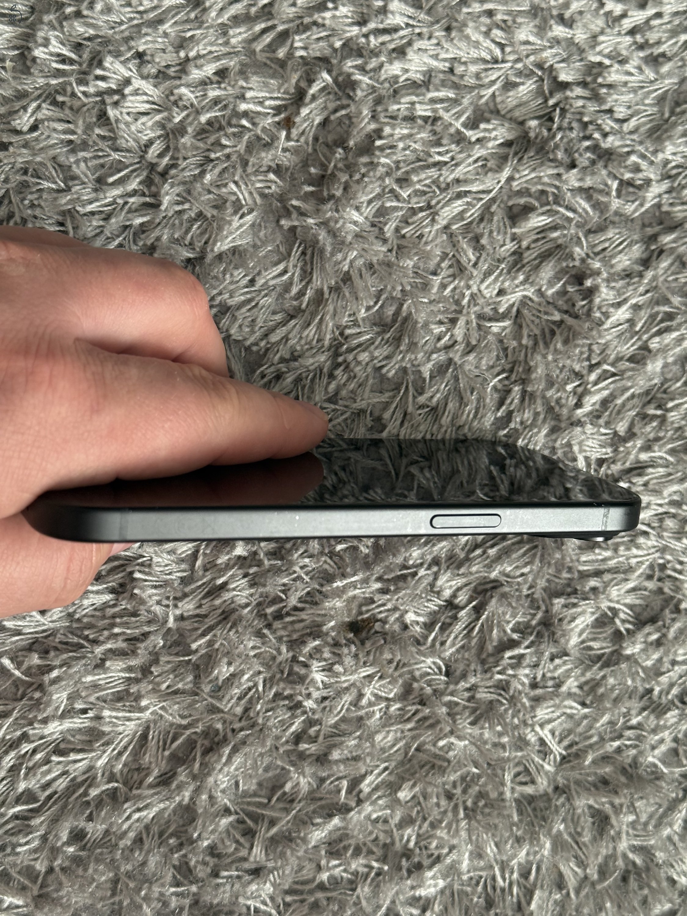 iPhone 15 fekete 128GB