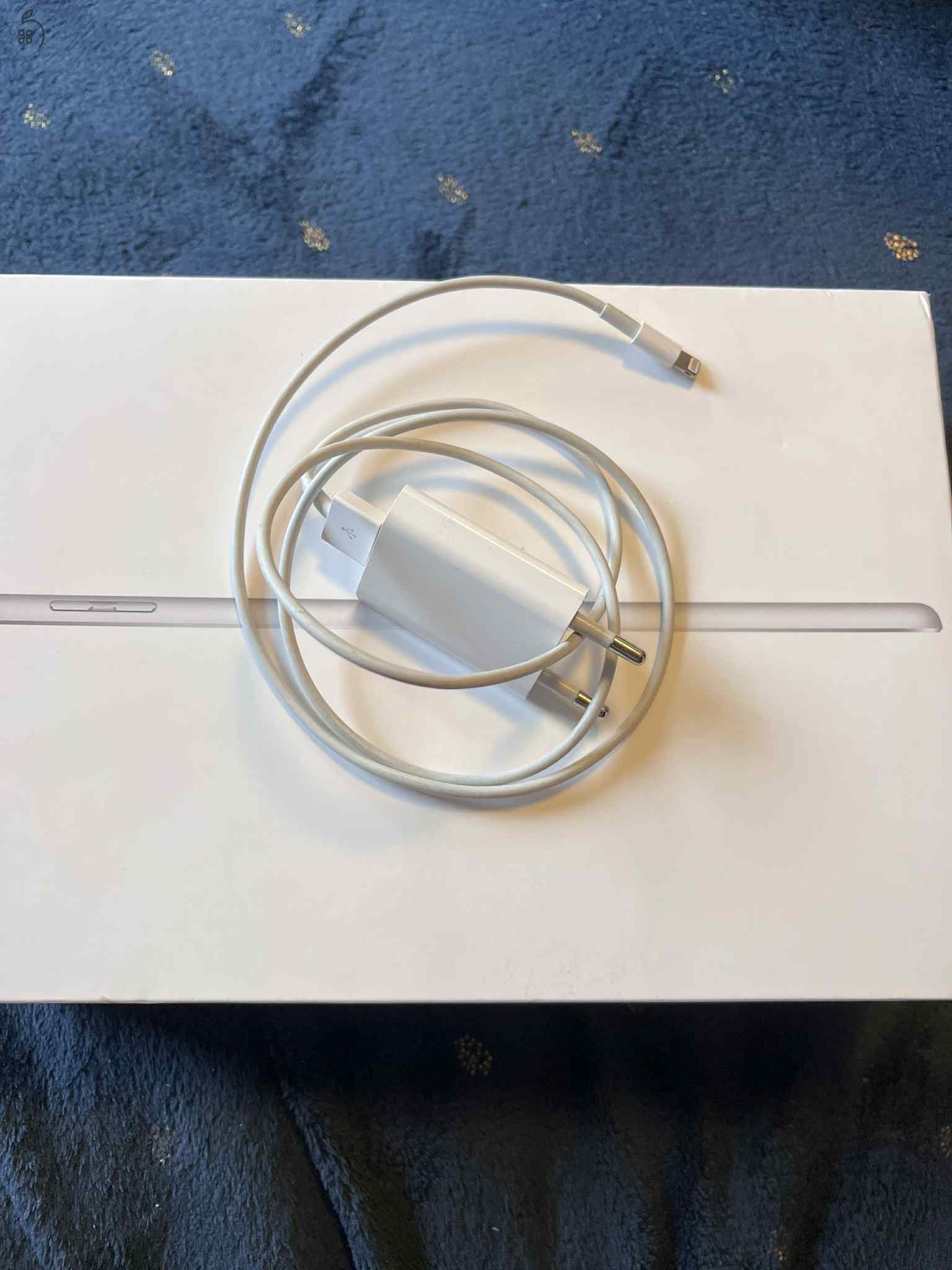 Apple iPad 6. generációs 32 GB