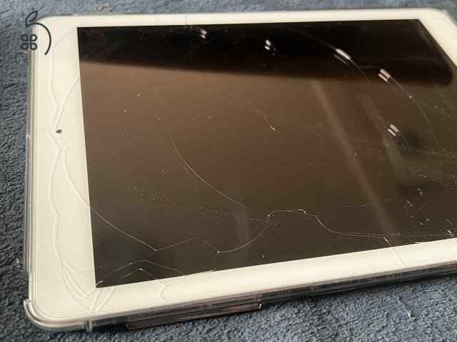 Apple iPad 6. generációs 32 GB