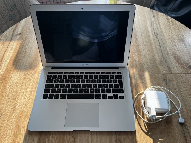 Macbook Air 2017 (Model:1466) 128Gb