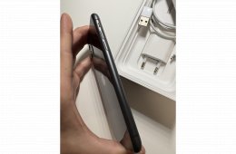 iPhone 11 Black 64 GB