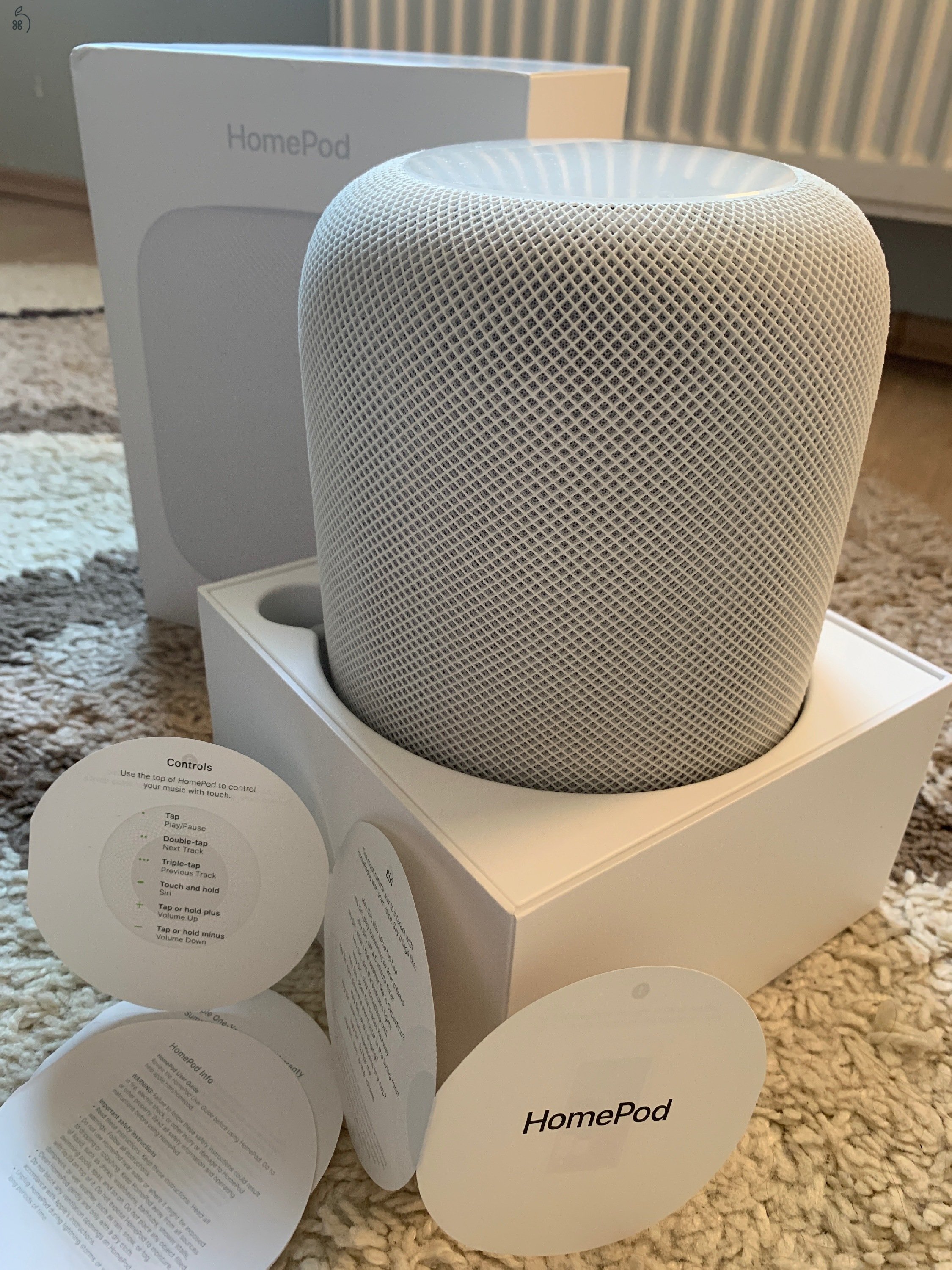 Fehér Apple HomePod (1. generáció) ELADÓ