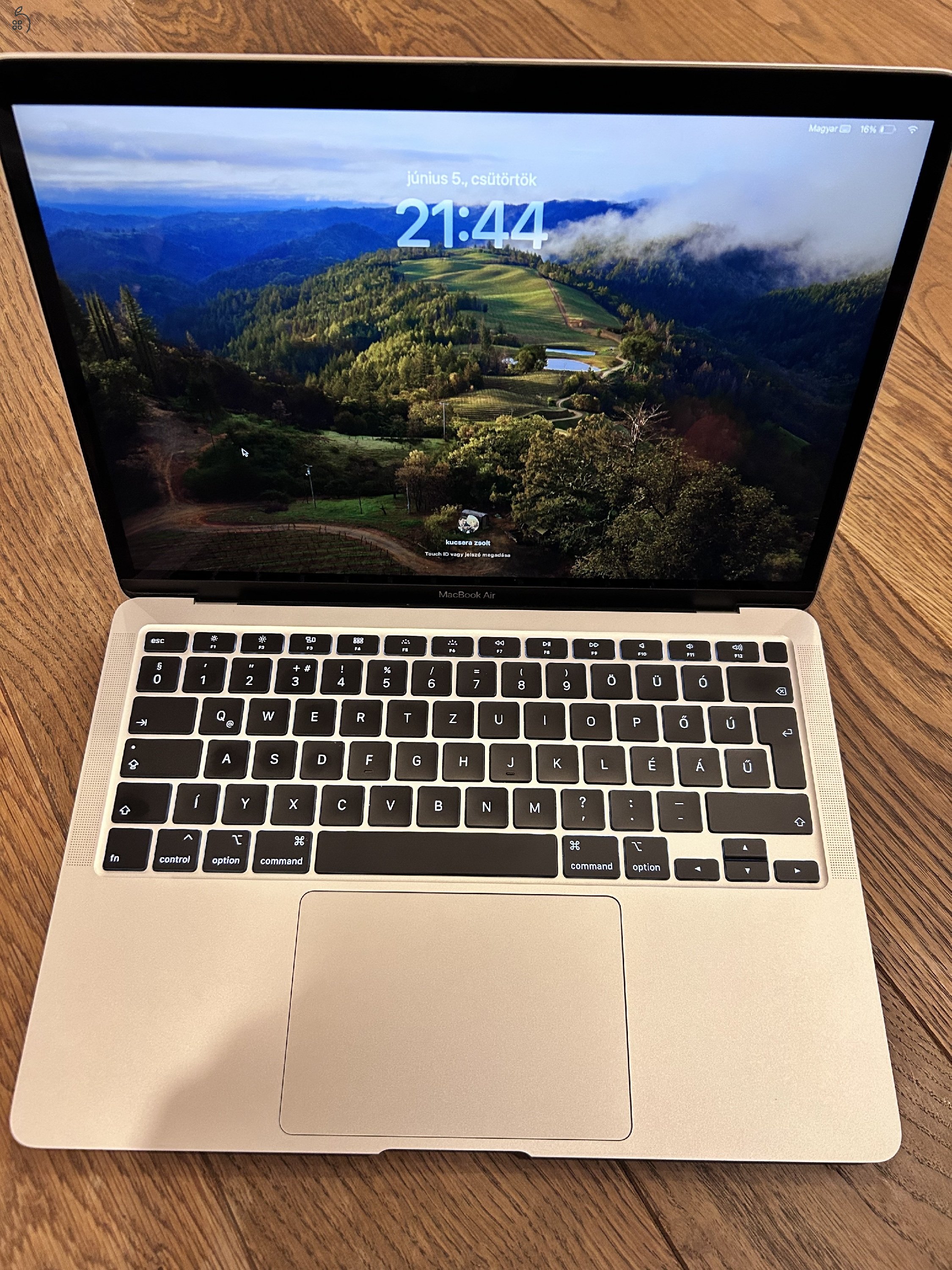 Apple Macbook Air 13