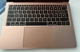 Rosegold macbook air 13