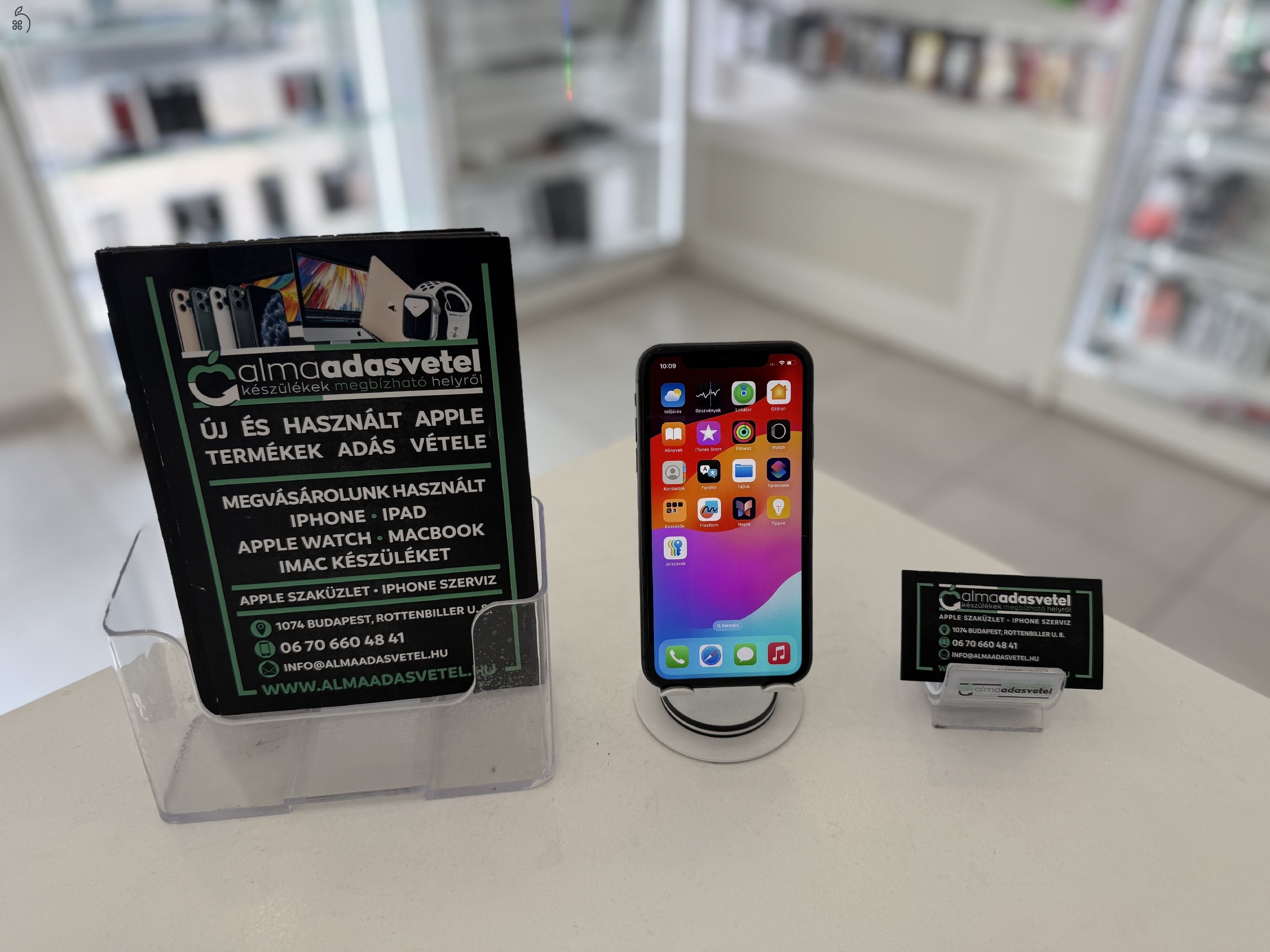 iPhone 11 128GB Független Újszerű/1 hónap Gar./Akku 100%/