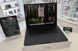 MacBook Air M3 15