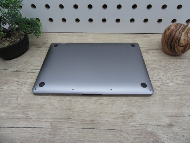 Apple Macbook Pro 13 M1 Touchbar - 2022 - Használt, szép