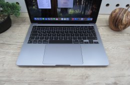 Apple Macbook Pro 13 M1 Touchbar - 2022 - Használt, szép