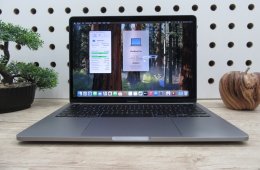 Apple Macbook Pro 13 M1 Touchbar - 2022 - Használt, szép