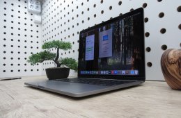 Apple Macbook Pro 13 M1 Touchbar - 2022 - Használt, szép