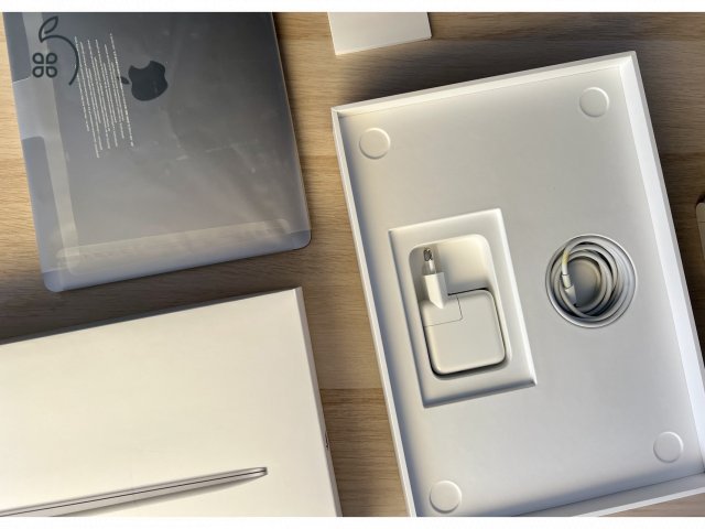 Apple MacBook Air 2020 M1 13
