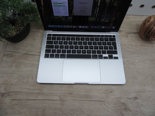  Apple Macbook Pro 13 M1 Touchbar - 2022 - Használt, megkímélt