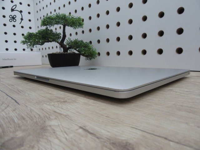  Apple Macbook Pro 13 M1 Touchbar - 2022 - Használt, megkímélt