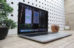  Apple Macbook Pro 13 M1 Touchbar - 2022 - Használt, megkímélt