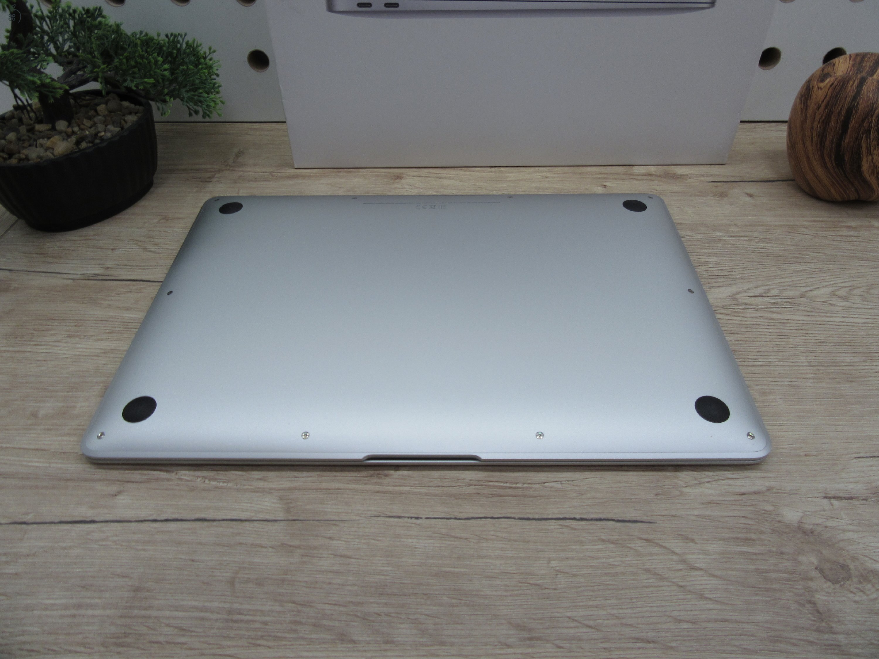 Apple Macbook Air 13 M1 - 2020 - Használt, karcmentes