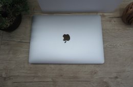 Apple Macbook Air 13 M1 - 2020 - Használt, karcmentes