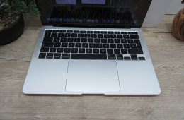 Apple Macbook Air 13 M1 - 2020 - Használt, karcmentes