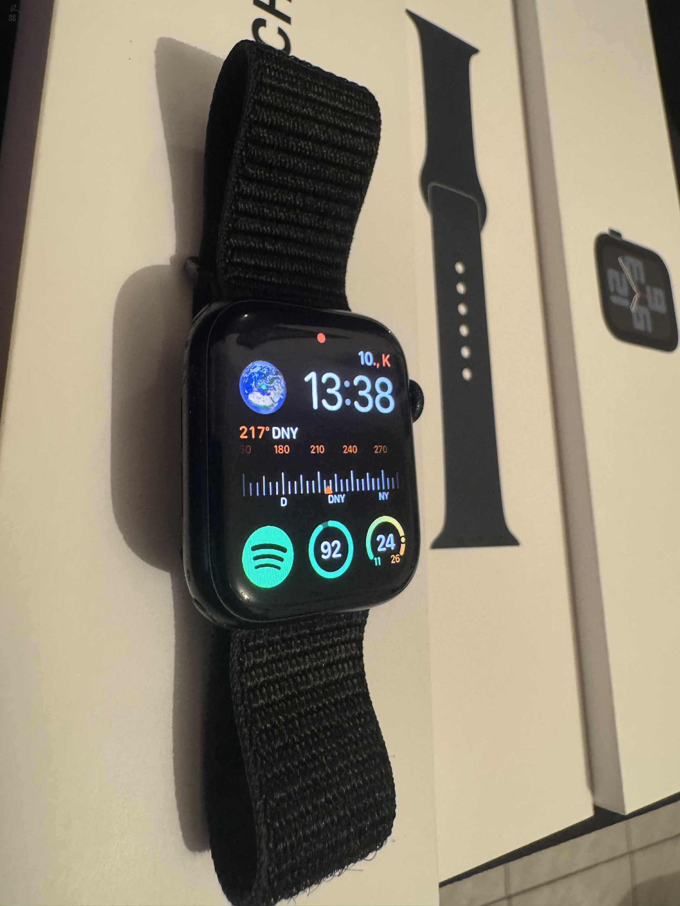 Apple Watch SE Cellular 44mm