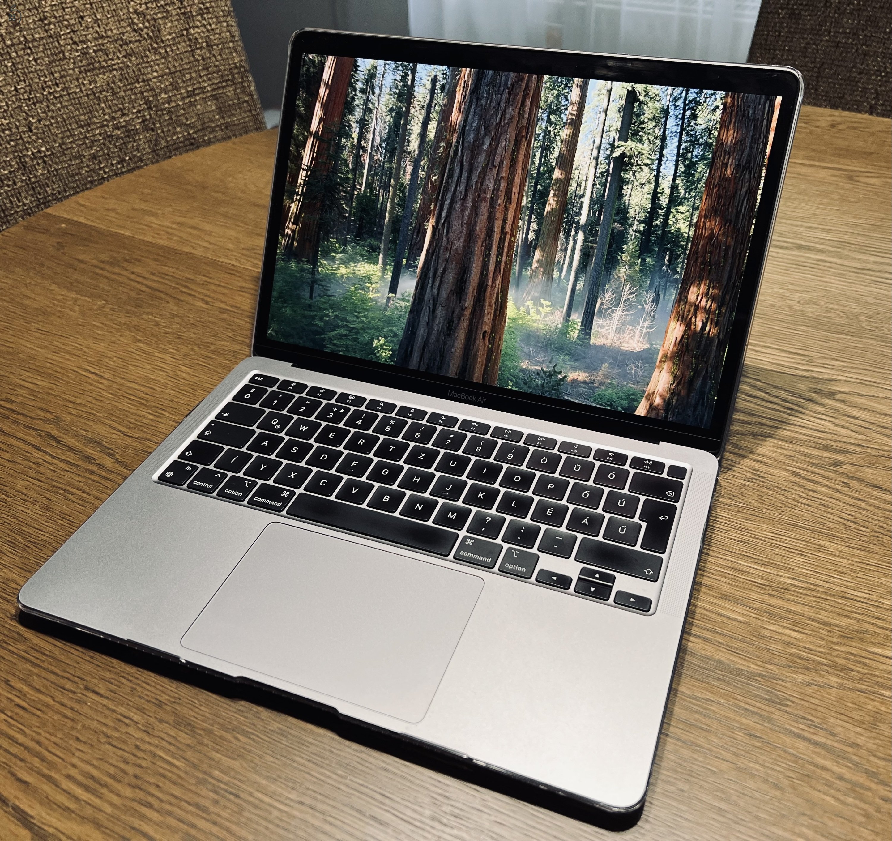 Macbook Air M1 8Gb 256Gb magyar karcmentes dobozában