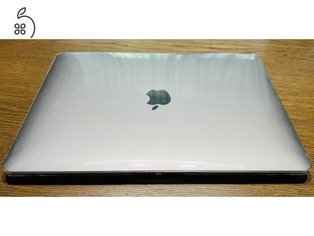 Macbook Air M1 8Gb 256Gb magyar karcmentes dobozában