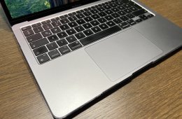 Macbook Air M1 8Gb 256Gb magyar karcmentes dobozában