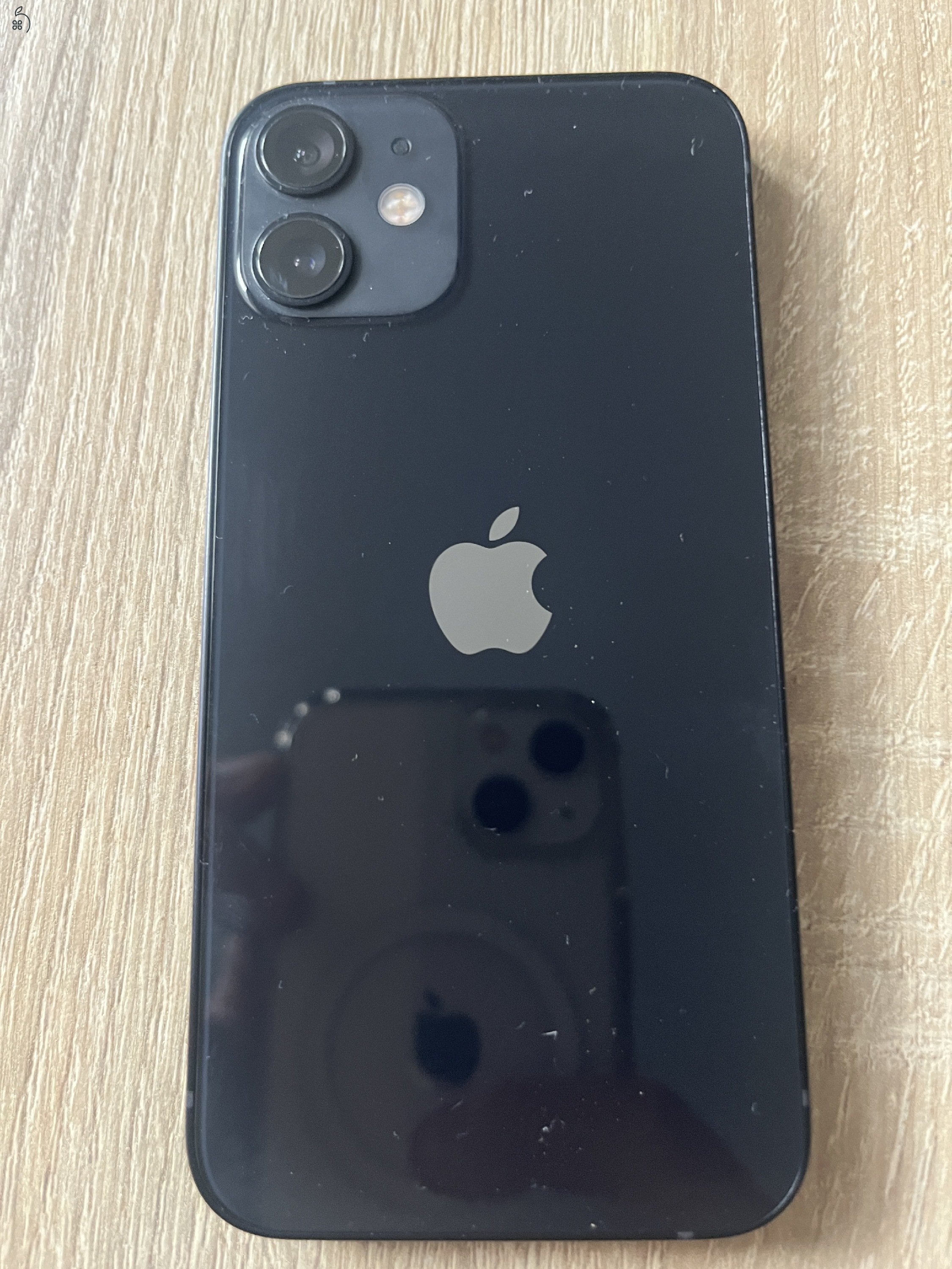IPHONE 12 MINI 64GB TÖKÉLETES ÁLLAPOTBAN, 94%-96% AKKUK, GARANCIÁVAL, ÜZLETBŐL