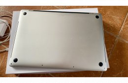 Macbook Pro 2017, 15.4'', 3.1 GHz i7, 16 GB Ram, 4 GB Radeon Pro 560, 2TB SSD