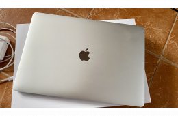 Macbook Pro 2017, 15.4'', 3.1 GHz i7, 16 GB Ram, 4 GB Radeon Pro 560, 2TB SSD