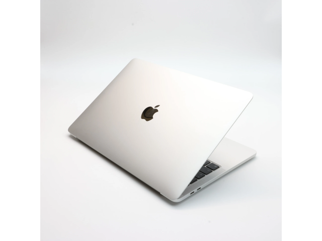 !! 1 ÉV GARANCIA !! Apple MacBook Pro 13″ 2020 M1 256 GB SSD 8 GB RAM Space Gray 83% HUN Bill