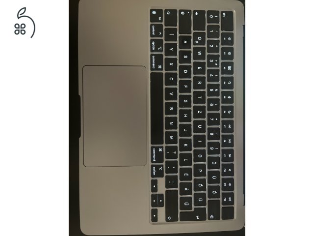 Apple Macbook Air 2022 M2 256/8