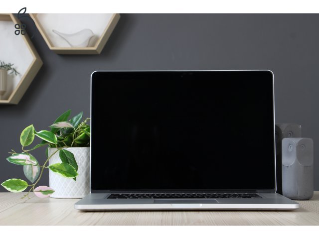 Apple Macbook Pro 15