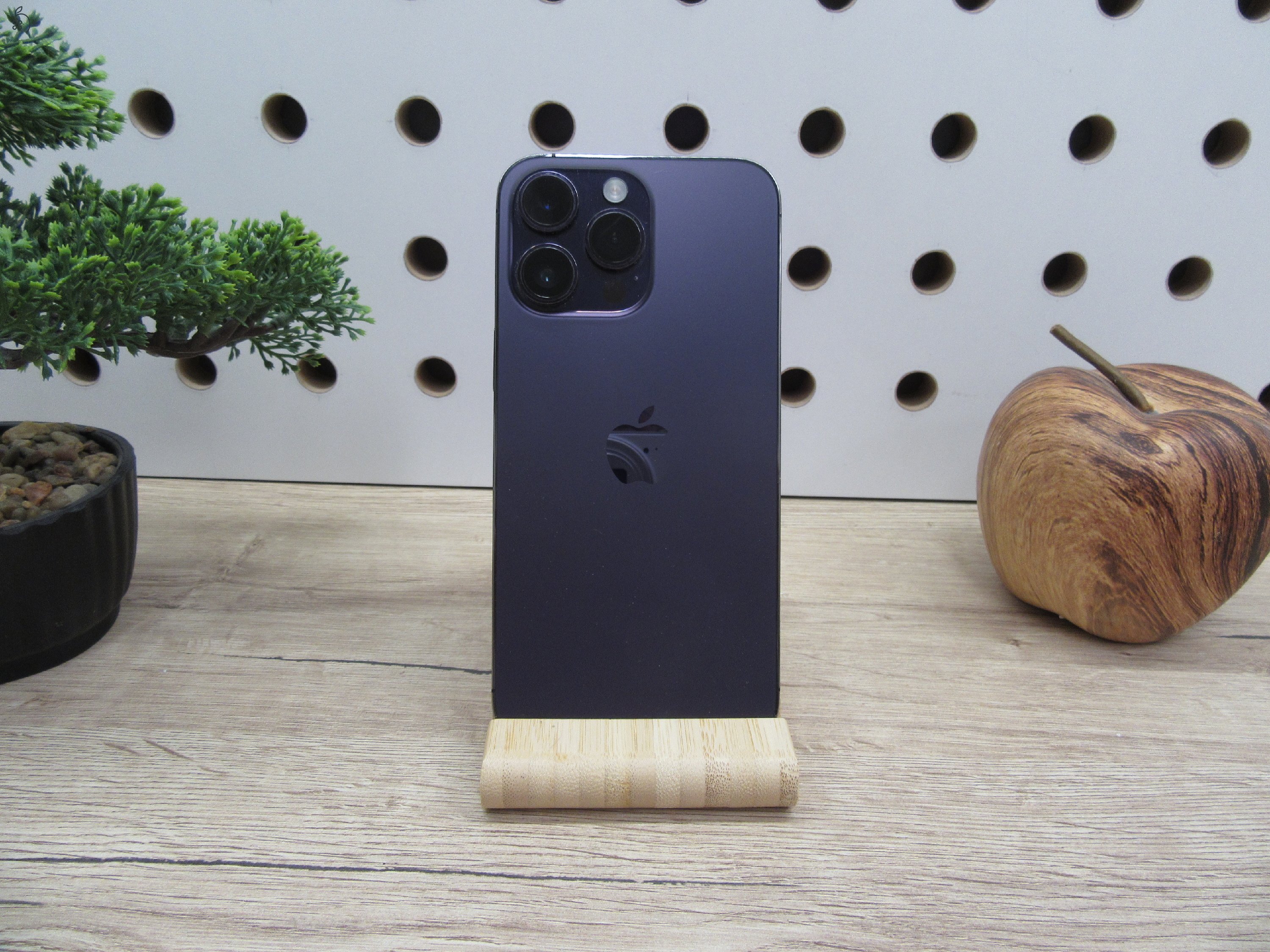 Apple iPhone 14 Pro Max - Purple - Használt, karcmentes