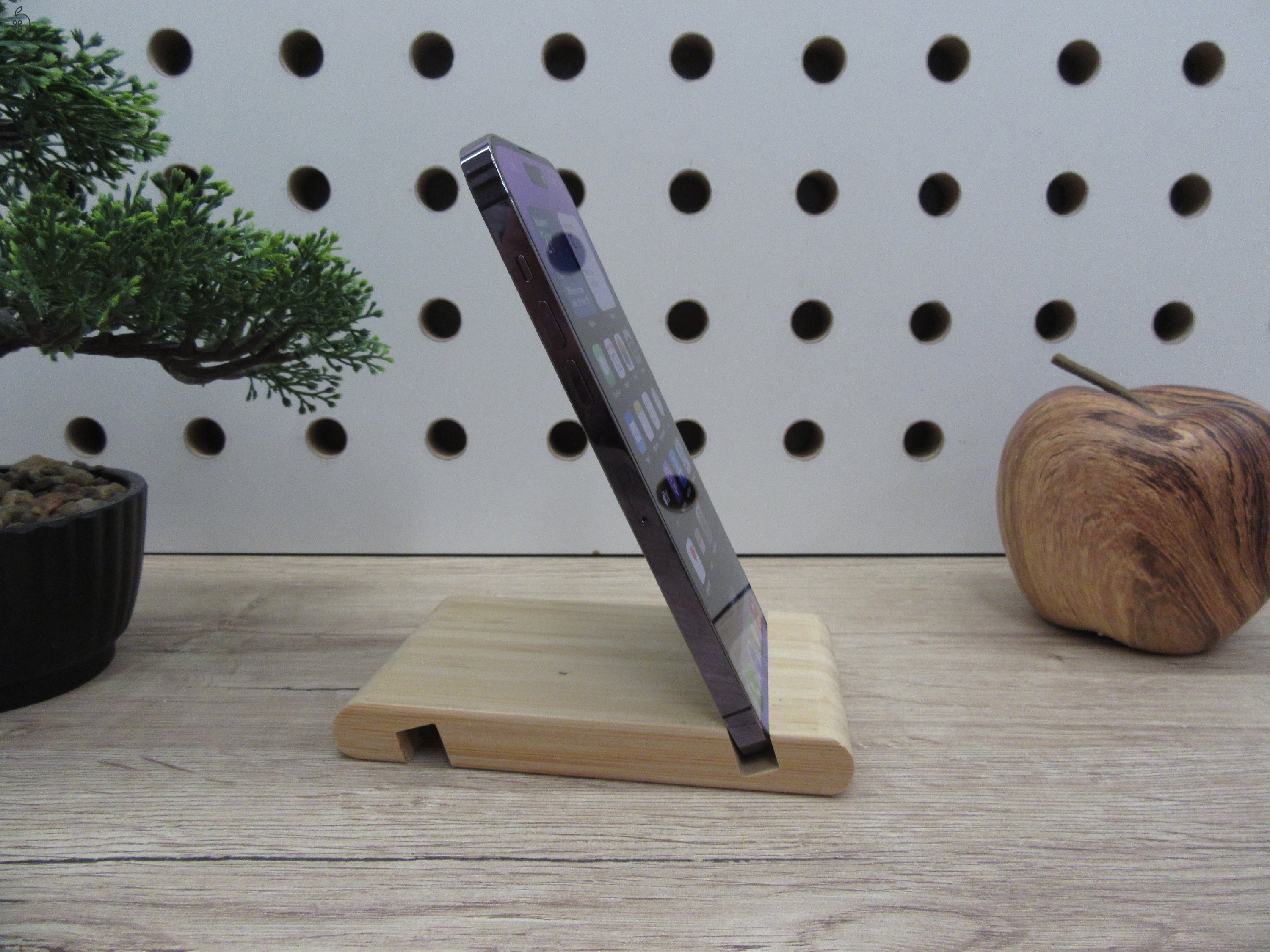 Apple iPhone 14 Pro Max - Purple - Használt, karcmentes