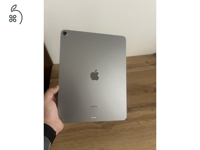 Ipad air 6. m2 13 “ Ezüst színű, 128Gb, 